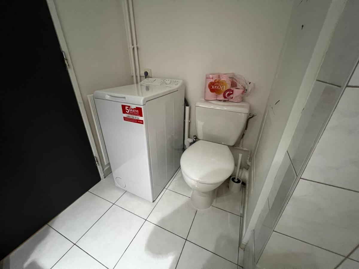 Mon Palmier Grand Appartement Parking Un-Sejour-A-Part Metz Kültér fotó
