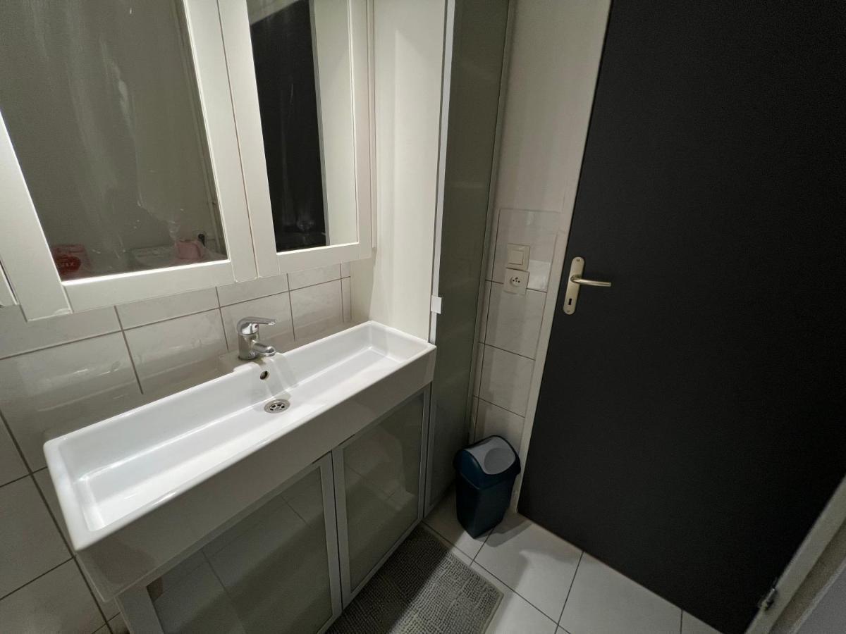 Mon Palmier Grand Appartement Parking Un-Sejour-A-Part Metz Kültér fotó