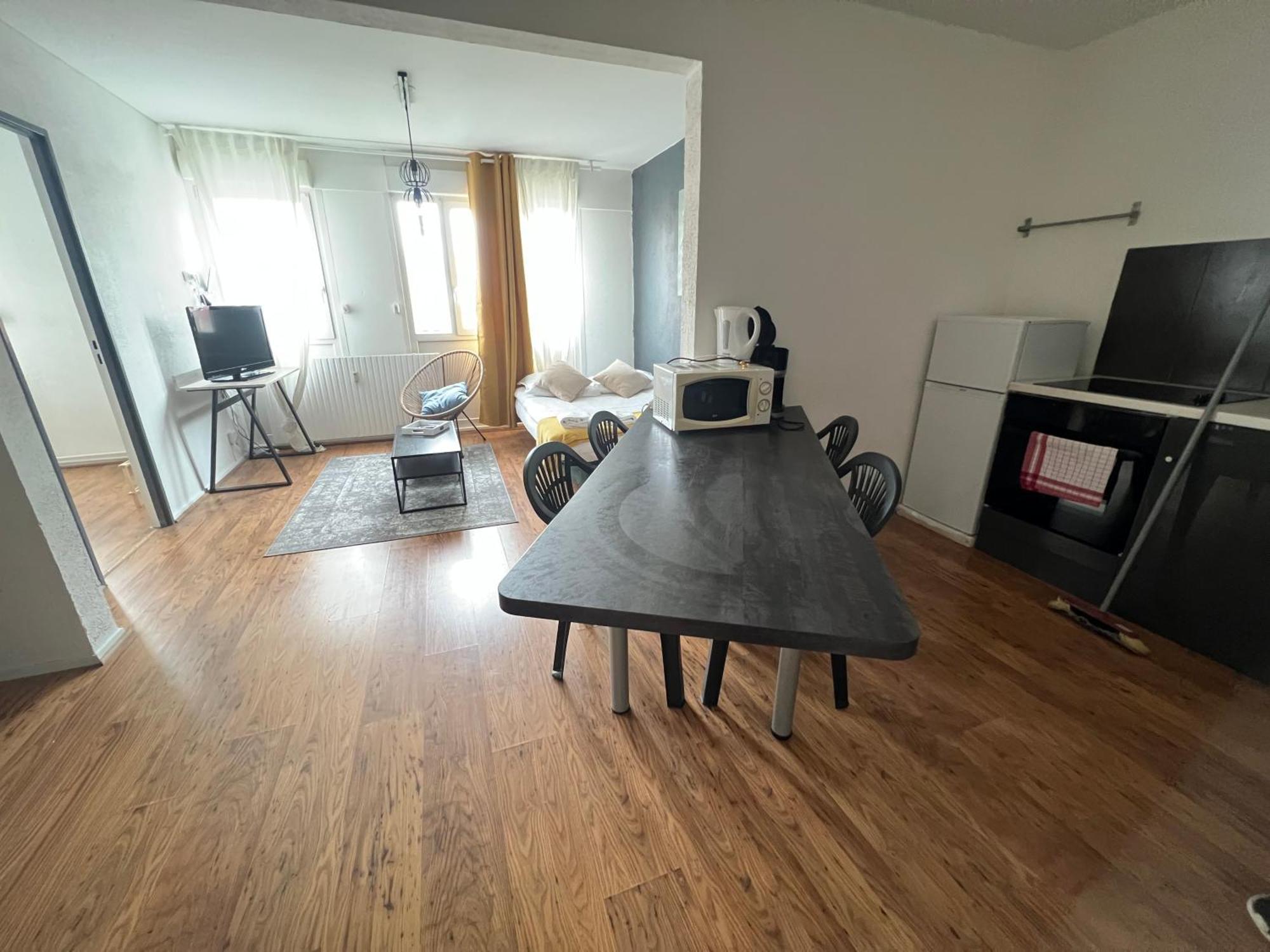 Mon Palmier Grand Appartement Parking Un-Sejour-A-Part Metz Kültér fotó